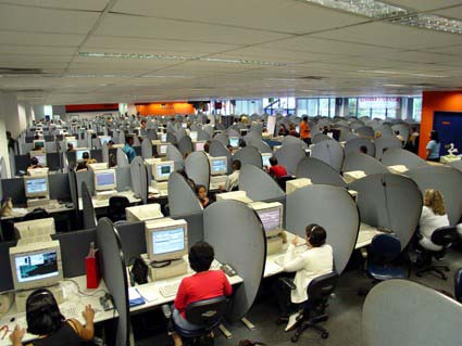 24/7 Multilingual Customer Support Outsourcing