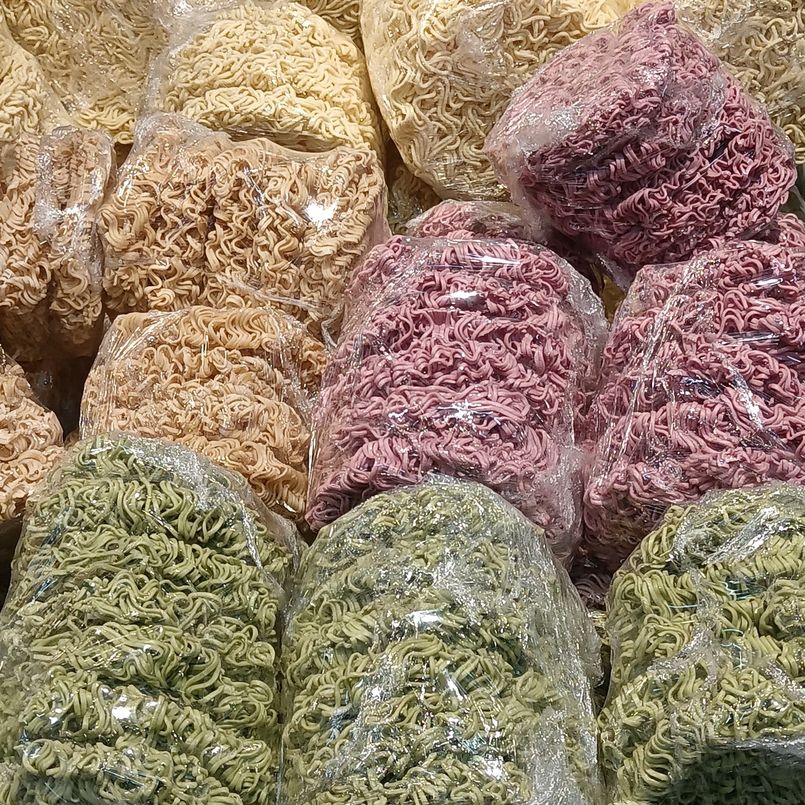 Instant Noodles, Assorted Flavors (Carton)