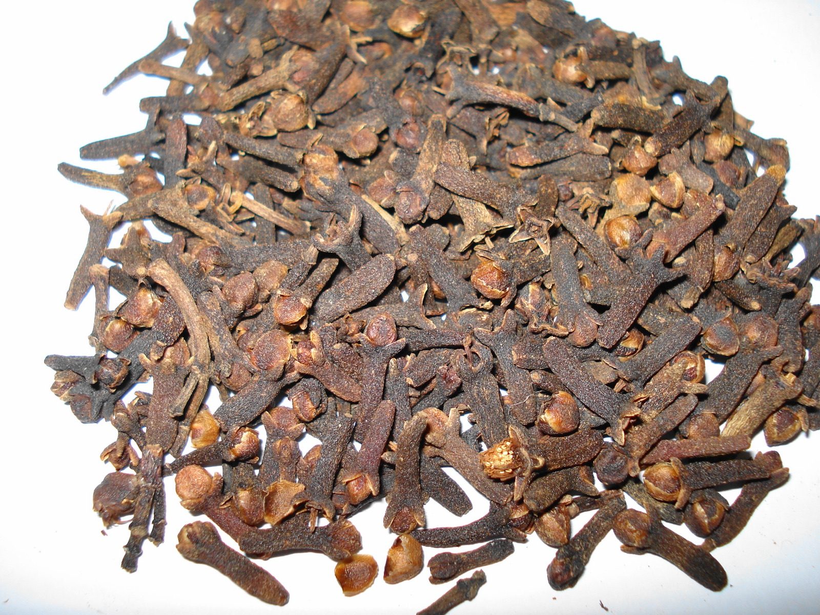 Whole Dried Cloves